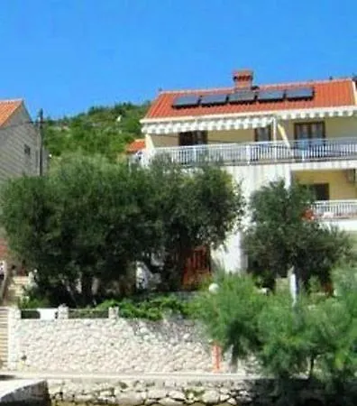 Adria בית הארחה סלאנו